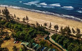 White Sand Beach Resort